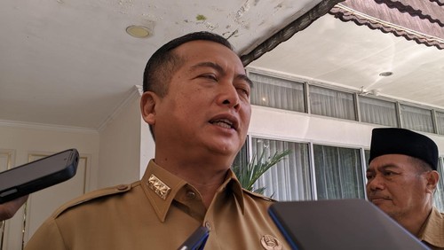 Gubernur NTB, Lalu Muhamad Iqbal, saat ditemui di Pendopo Gubernur NTB, Senin (16/6/2025). (Ahmad Viqi/detikBali)