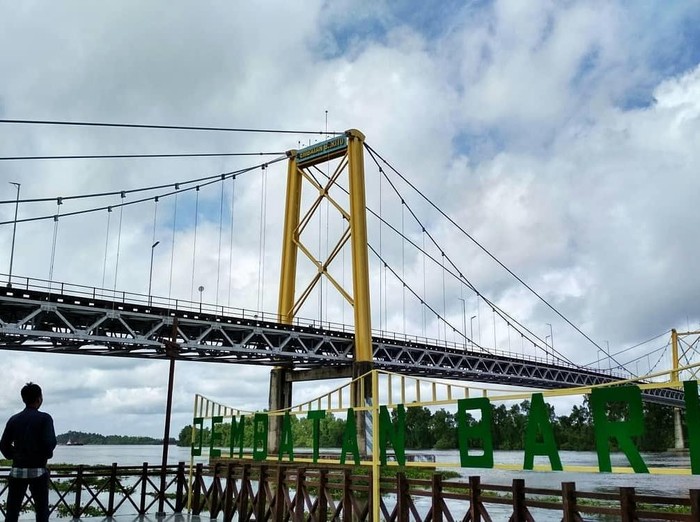Jembatan Barito, Kabupaten Barito Kuala, Kalimantan Selatan.