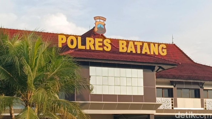 Kantor Polres Batang.