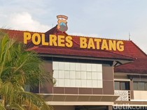 Oknum Kades di Batang Tertangkap Basah Main Judi di Poskamling