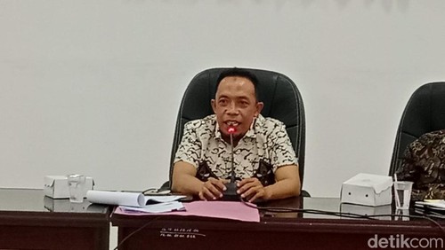 Kepala Dinas Perizinan dan Penanaman Modal Terpadu Satu Pintu (DPMTSP) Lombok Barat, Heri Ramadhan, (Foto: M Zahiruddin/detikBali)