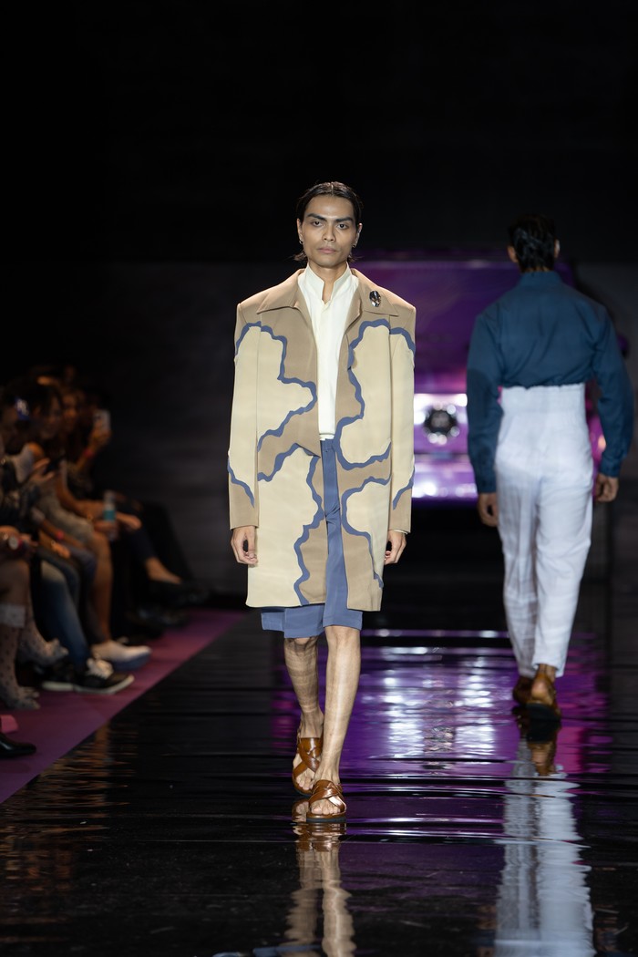 Koleksi Temma Prasetio Resort 2025 di Mercedes-Benz Fashion Week Kuala Lumpur 2025
