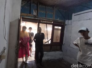 Senyum Obay Saat Rumah Reotnya Bakal Diperbaiki