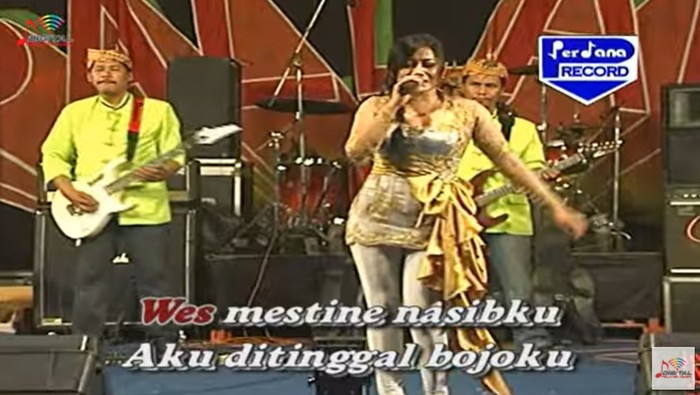 Lirik lagu Enggal Bali Lilin Herlina.