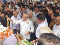 Zulhas Tekankan Koperasi Merah Putih Tidak Perlu Izin Usaha Jual LPG-Pupuk