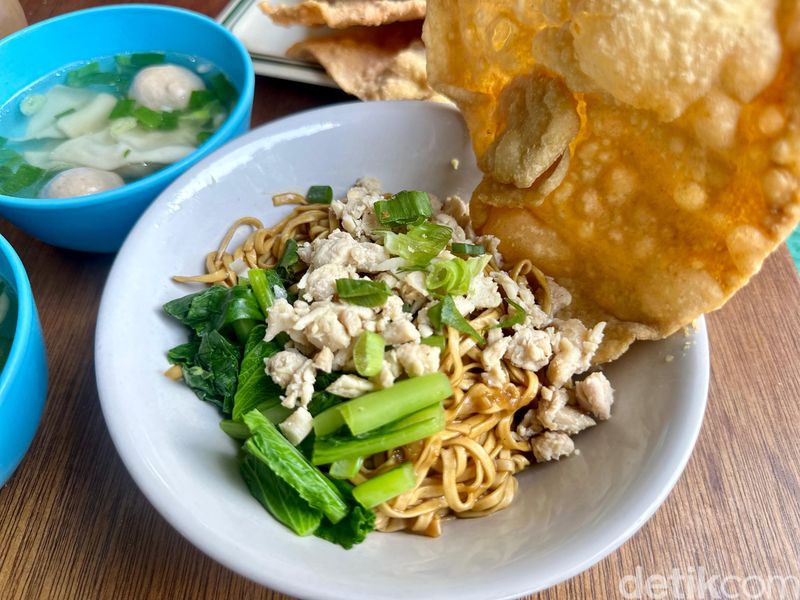 Mie Ayam Langsam