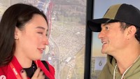 Orlando Bloom lantas menjawabnya dengan ramah dan mengatakan pernah mengunjungi Jakarta. Foto: instagram Natasha Ryder