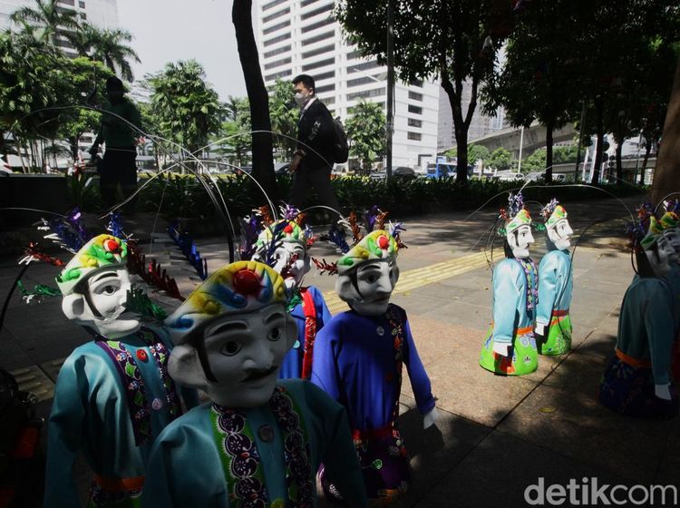 Ondel-ondel Mini Sambut HUT Jakarta ke-498