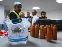 Daftar Oleh-oleh Haji yang Boleh Masuk Koper Bagasi