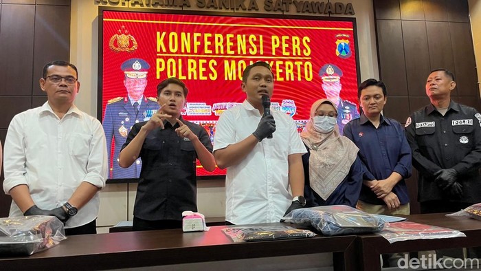 Polisi menerima laporan pencurian kabel tembaga milik Telkom