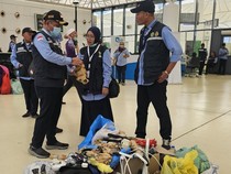 Dear Jemaah Haji, Jangan Bawa Payung dan Kabel Rol ke Kabin Pesawat