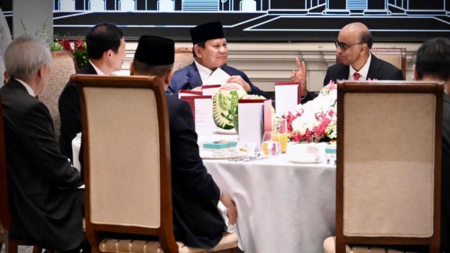 Diplomasi Anggrek dan Kebijakan Sukses Singapura yang Dilirik Prabowo