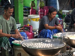 Jalan Sukses Bakso Ikan Sabar: Dari Pikulan ke Produksi Tonan