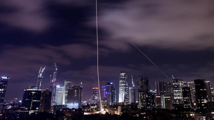 Missiles launched from Iran are intercepted as seen from Tel Aviv, Israel, June 15, 2025. REUTERS/Tomer Neuberg     TPX IMAGES OF THE DAY