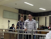 Paniknya Kabag Pengadaan Setda Semarang Saat Digeledah KPK hingga Sobek Dokumen