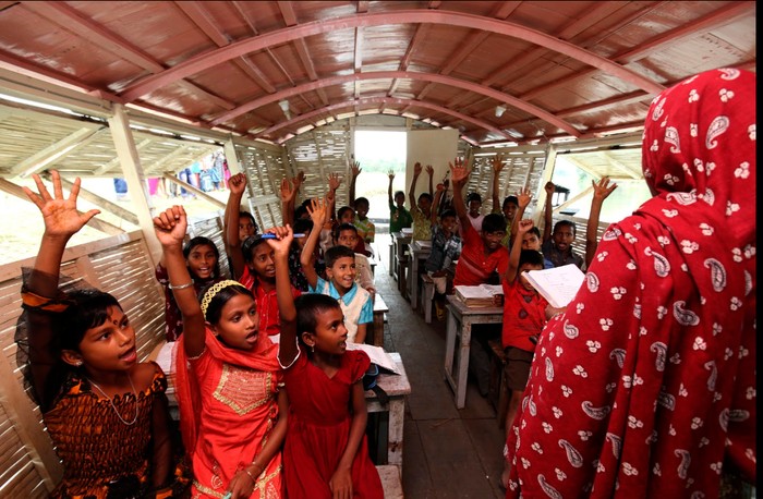 sekolah terapung shidhulai swanirvar sangstha di Bangladesh