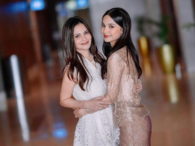 Jawaban Cut Tari Saat Netizen Tanya Soal Yusuf Subrata di Wisuda SMA Sydney