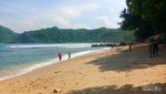 Pesona Pantai Karang Berpasir Putih Wediombo Gunungkidul