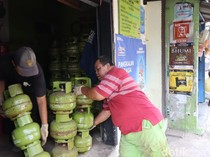 HET Gas 3 Kg di Bandung Naik, Farhan Minta Tak Ada yang Timbun Barang