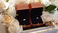Cincin pernikahan Al Ghazali dan Alyssa Daguise dari brand Cartier. Foto: dok. TikTok/dianaeditya