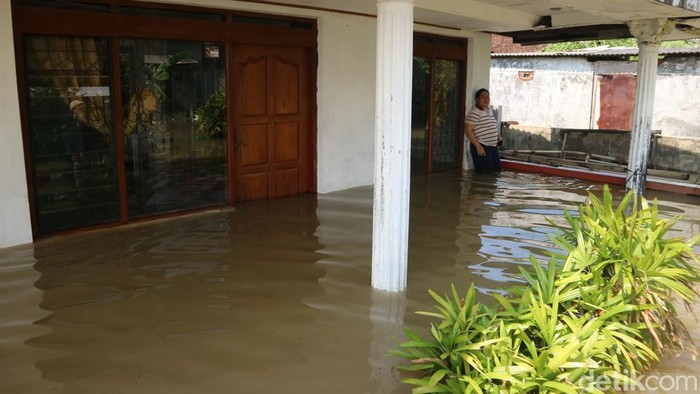 Banjir di Desa Tunggulsari, Kecamatan Tayu, Pati, Selasa (17/6/2025) siang.