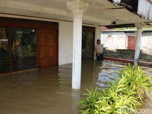 5 Cara Amankan Rumah yang Rawan Banjir buat Cegah Kerusakan
