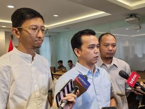 PSI Akan Beri Karpet Merah Buat Jokowi Jika Daftar Calon Ketum