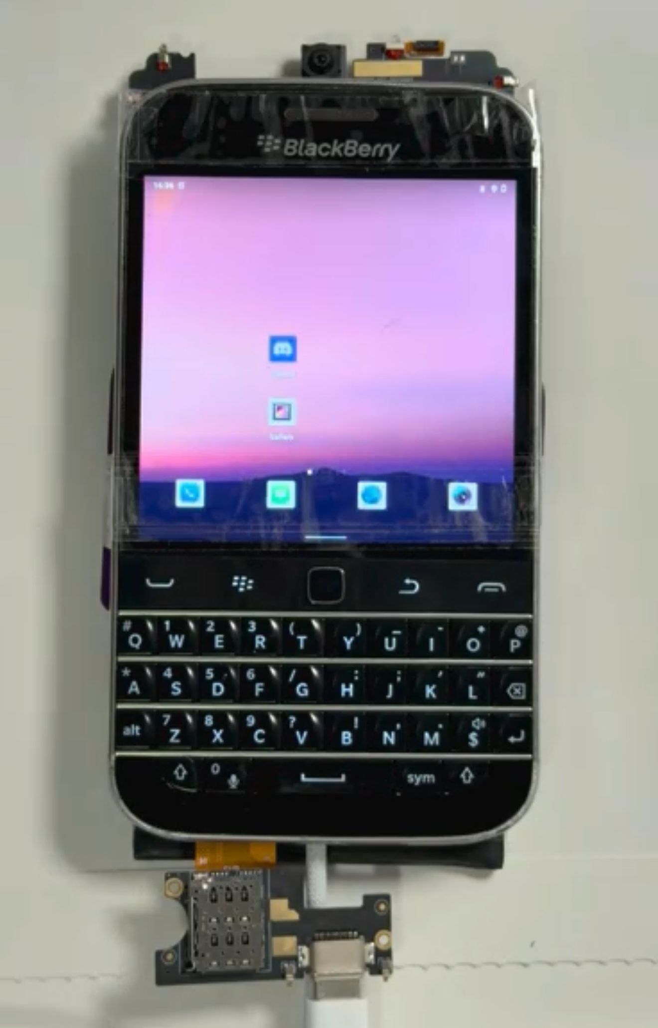 BlackBerry Classic. (Dok. zinwa)