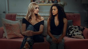 Serial Ginny & Georgia sudah berjalan selama 3 musim di Netflix. Dok. Instagram