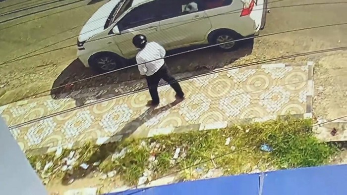 Dana desa Rp 388 juta raib dicuri dalam mobil Pj Kades di Mamuju.