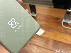 Menggenggam Huawei Nova 13 Pro, HP Stylish dengan 2 Kamera Selfie