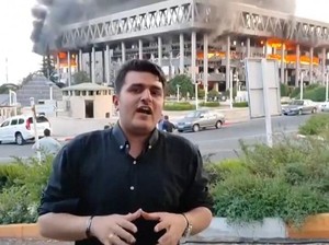 Video Reporter Iran Siaran di Depan Kantornya yang Terbakar Imbas Rudal Israel