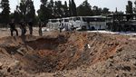 Jejak Serangan Rudal Iran di Herzliya Israel Tengah