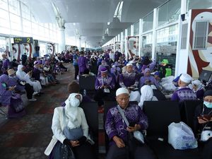Penumpang Pesawat Saudia Mendarat Darurat di Kualanamu Dipulangkan Besok