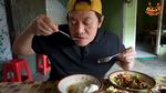 10 Momen Melki Kulineran di Muntilan, Mampir ke Warung Soto Sejak 1942