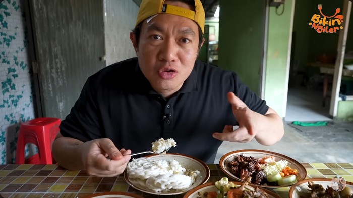 Melki Bajaj kulineran di Muntilan
