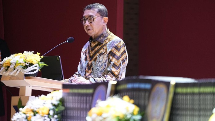 Menteri Kebudayaan Fadli Zon