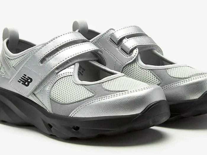 Model Mary Jane Sneakers Model Mary Jane Sneakers