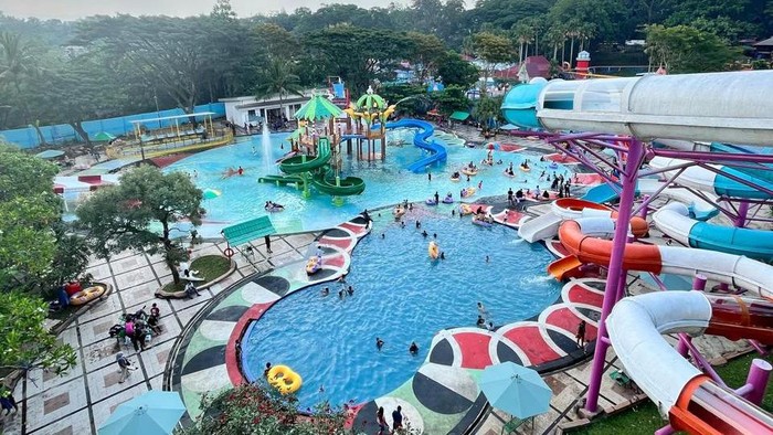 New Wisata Wendit by Nicoles
Wisata Air, Edukasi dan Budaya Terlengkap di Jawa Timur
