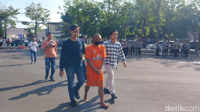 Pelaku pembunuhan wanita bugil di Pasuruan.