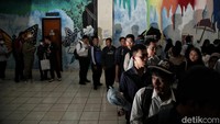 Jumlah peserta pada pagi hari belum begitu padat. Kepadatan hanya sempat terjadi saat antrean masuk dibuka pukul 10.00 WIB, namun langsung terurai dalam waktu kurang dari 10 menit.  