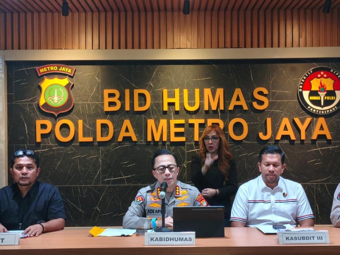 Polda Metro tangkap warga negara Nigeria peretas email perusahaan (Fadil/detikcom)
