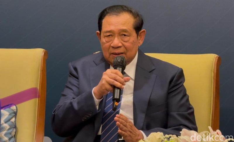 Presiden ke-6 RI Susilo Bambang Yudhoyono (SBY) di forum APLMA di Nusa Dua, Kabupaten Badung, Bali, Selasa (17/6/2025). (Foto: I Nyoman Adhisthaya Sawitra/detikBali)