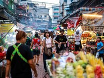 Ramainya Wisata Kuliner di Pecinan Bangkok, Surga Jajanan Turis