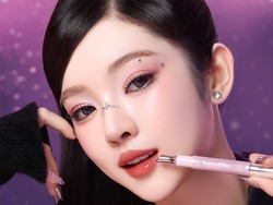 5 Rekomendasi Lip Glaze di Bawah Rp 100 Ribu, Bikin Bibir Gelap Jadi Glowing