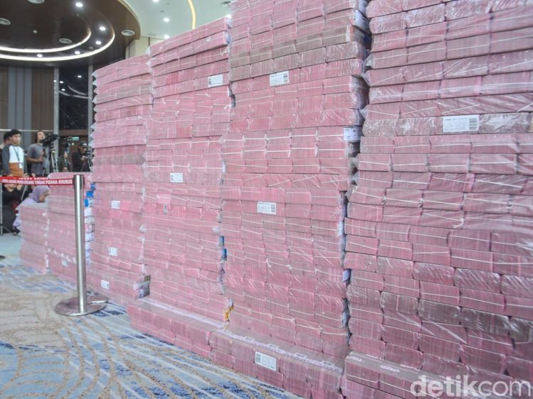 Tumpukan Uang Rp 11,8 T Sitaan Kejagung dari Kasus Korupsi Migor