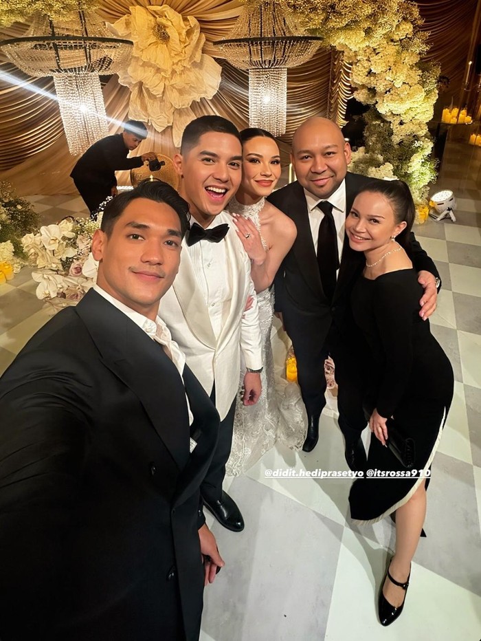 intimate dinner Al Ghazali dan Alyssa Daguise.