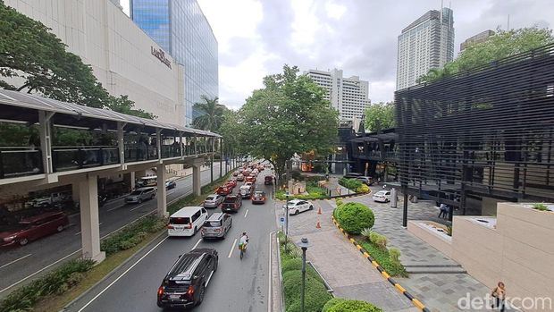 Suasana hiruk-pikuk di Makati City, Filipina. (Lisye/detikcom)