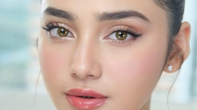 6 Pesona Syifa Hadju dengan Makeup Flawless di Pernikahan Al Ghazali & Alyssa