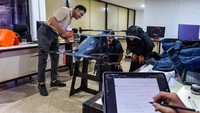 PT Dirgantara Indonesia (PT DI) bersama PT Intercrus Aero Indonesia kini tengah mengembangkan taksi udara elektrik pertama buatan anak bangsa, bertajuk Solita S-1701. Proyek ambisius ini ditargetkan siap mengudara secara resmi pada tahun 2028. ANTARA FOTO/Raisan Al Farisi